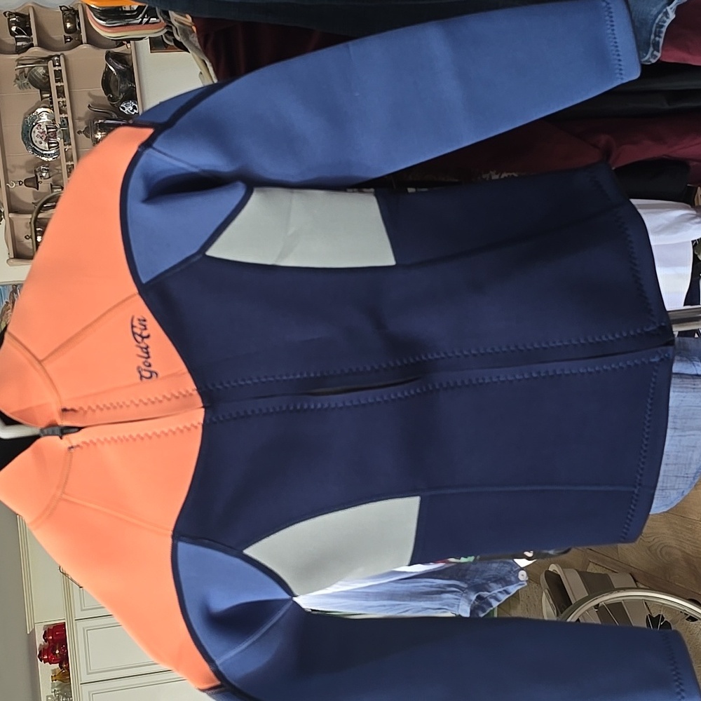 Women's Blue and Orange Wet Suit Jacket Long Sleeve Zip Front. 90% Neopreme  10%